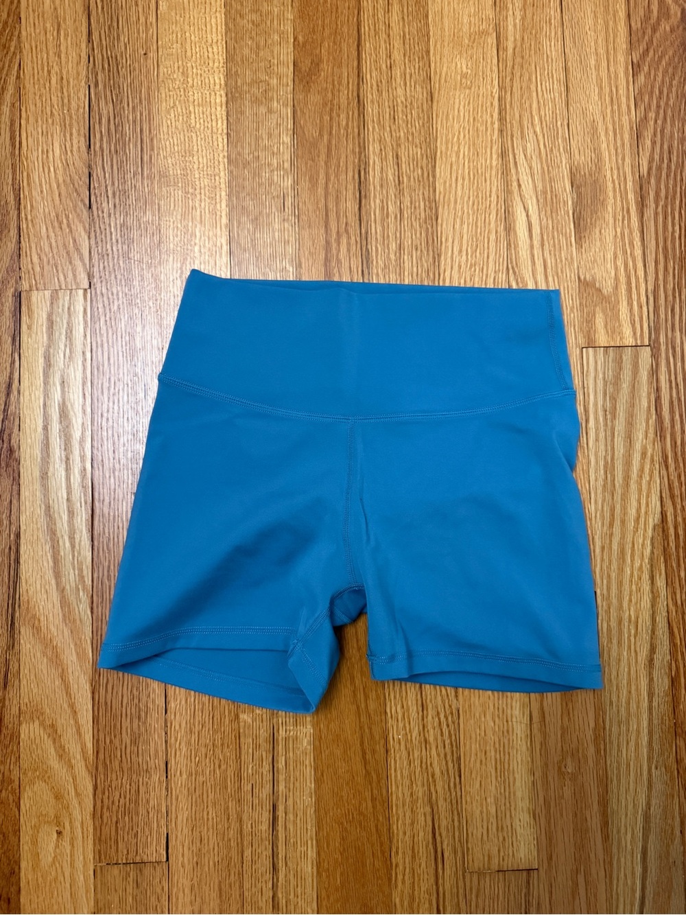 TYR Women's Medium High-Rise 3.25 Inch Shorts (Blue)